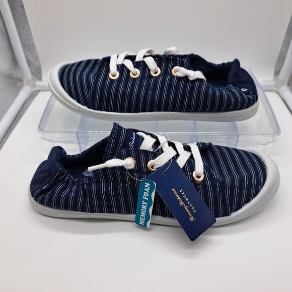 New In Box Womens Tommy Bahama Canvas Slip On Navy And White Size 9 - Picture 2 of 6